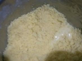 揉成小酥粒状态