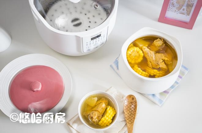 玉米萝卜排骨汤