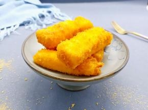 颜色金黄、外壳酥脆、轻轻咬上一口你会发现里面是又嫩又香！