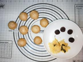 豆沙馅分10克一份，肉松馅随意