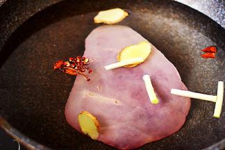 所有的调料都放好以后。