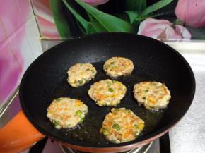 煎至两面金黄即可装盘