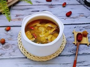 香浓滋补的鸡汤！