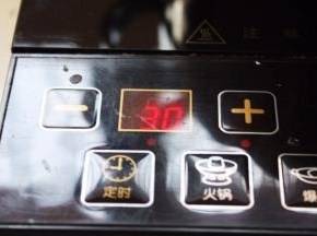小火煮30分钟。