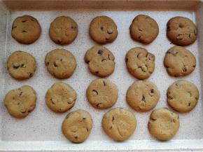 出炉，表面呈金棕色，晾凉即可。