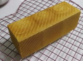 切块密封保存，用于早上的早餐。