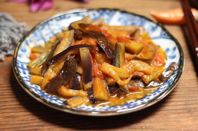 西红柿炒茄条