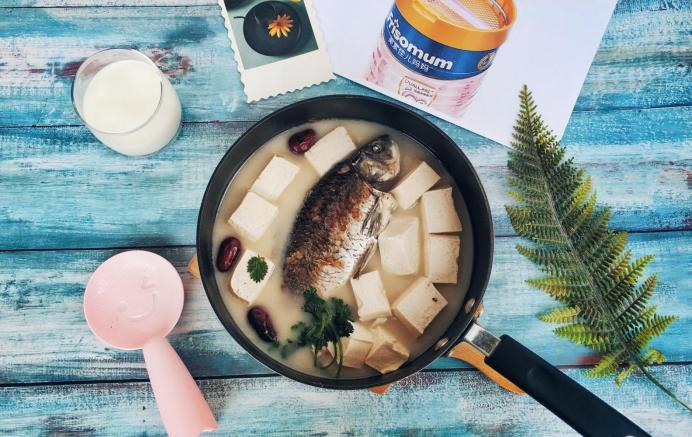 鲫鱼豆腐红枣汤