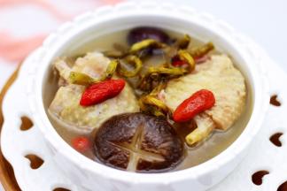 补气补血长精神，是适合所有人的最佳靓汤。