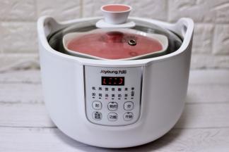 盖上锅盖你该干嘛干嘛去，嘻嘻，特别方便省事。