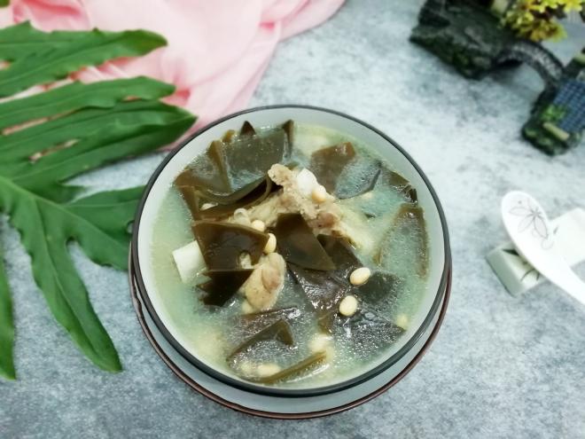 大骨煲海带黄豆