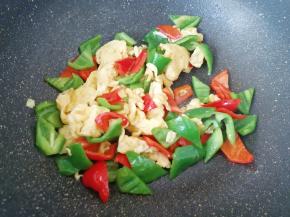 再次放盐调味出锅。