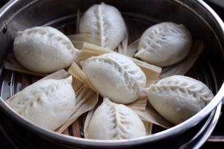 白白胖胖的萝卜丝青口包子出锅咯。