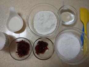 1.准备好需要的材料。