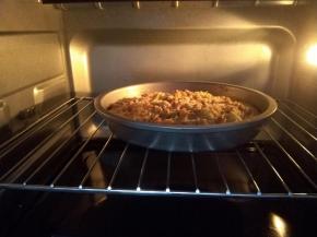 烤箱上火210、下火190预热后，烤制15分钟左右即可。