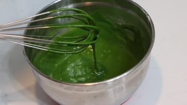 7.	完成的面糊状态，已经是顺滑的流淌状态了