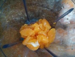 用料理机搅拌打碎