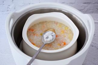 加入盐调味即可