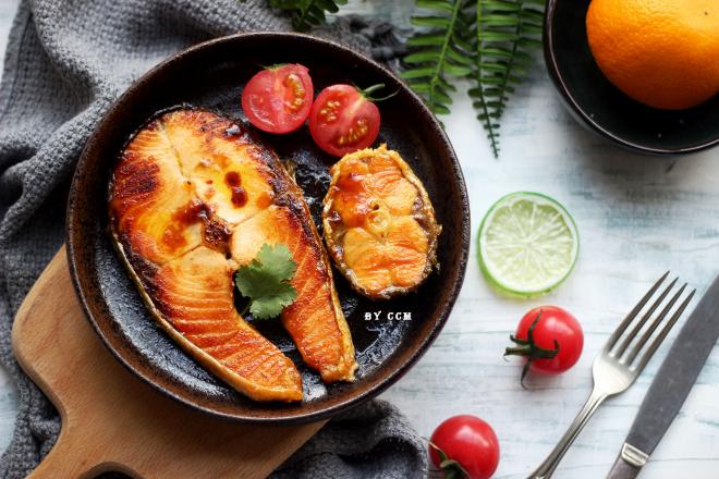 橙汁三文鱼