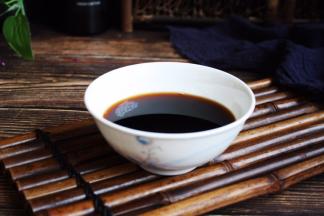 辅助食材：200ml的黄酒。