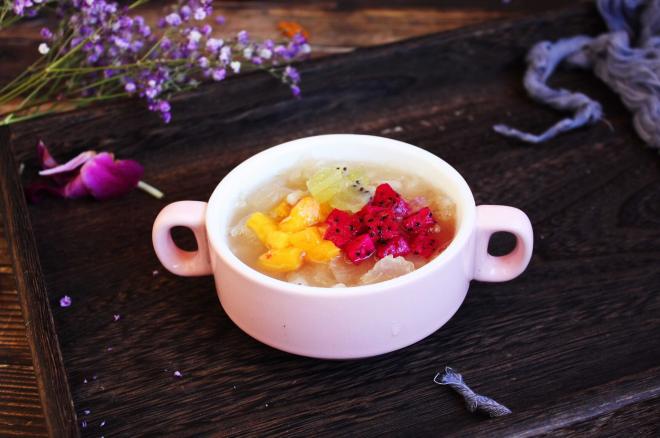 三色水果银耳粥