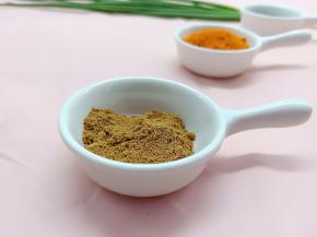 十三香准备一勺。