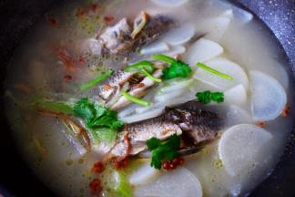 大火再煮一分钟即可关火。