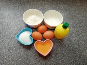 准备好食材并称好重量。