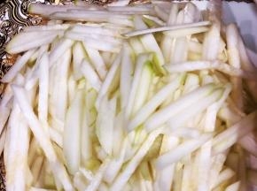 节瓜去皮切丝