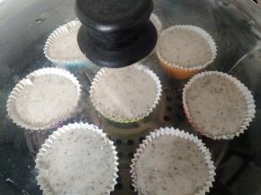 上汽后开中大火蒸15分钟，关火后焖5分钟