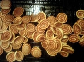 出锅~控油放凉即可