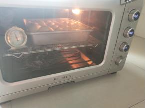 烤箱中层180度，20分钟。上色盖锡纸。