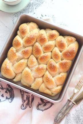 出炉脱模放凉即可。