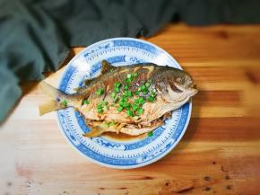 青蒜味的金昌鱼非常好吃，要不要试试