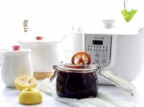 美美的享用吧！泡水后的柠檬不要丢掉，也可以吃掉哦。