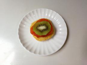 放上一片猕猴桃