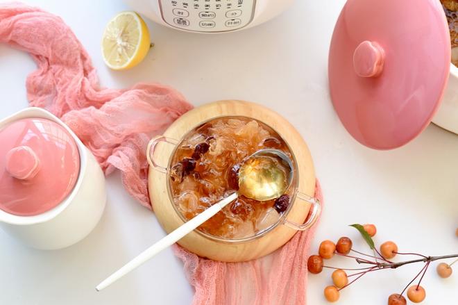 蔓越莓雪梨炖桃胶