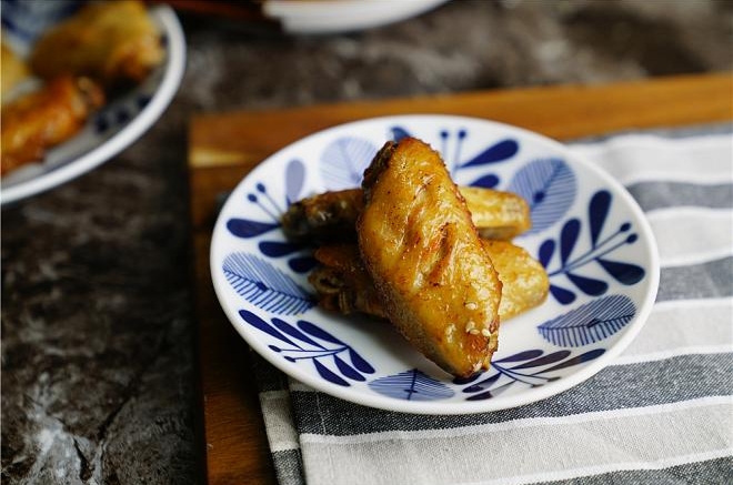 鲜辣版奥良尔烤翅