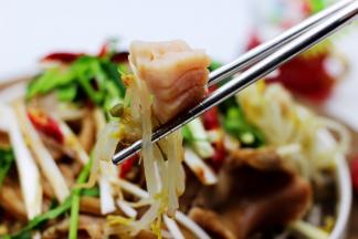 吃上一口超级爽歪歪，嘻嘻，老公吃了一盘还说没吃够。