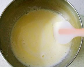 19再放炉灶小火加热，不停搅拌至浓稠离火。