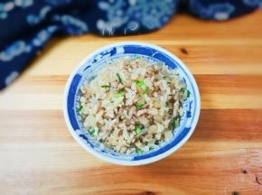 出锅盛入碗中