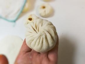 包成包子，捏的不好看，反正好吃就行了，哈哈哈，