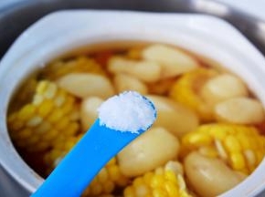 加入盐调味即可