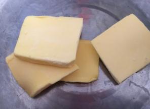 黄油称好，隔水融化