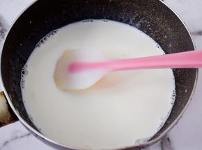 搅拌至无干粉