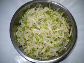 揉至有水分析出。