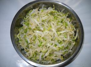 揉至有水分析出。