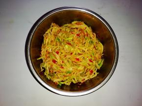 留下一碗用橄榄油现拌现吃。