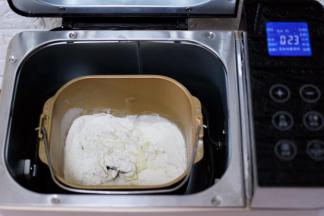 启动面包机的一个和面程序后。