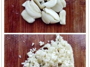 将大蒜用刀背压扁，揪掉蒜皮，然后切成蒜末备用。小提示：大蒜中的刺激气味是大蒜油，有杀菌消炎等功效，切碎后在空气中氧化一会儿，营养加倍。